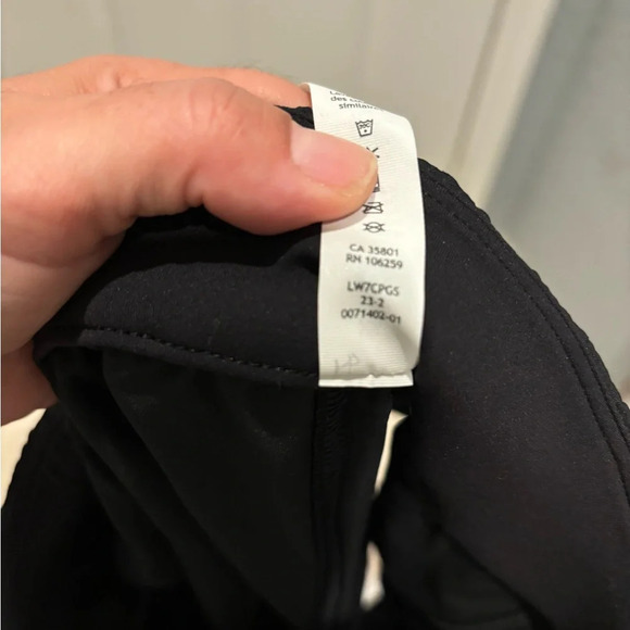 Lululemon Cinchable Waist High-Rise Woven Short - Picture 5 of 5